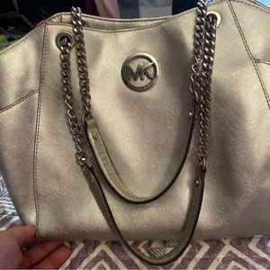Michael Kors Jet set large chain shoulder Tote